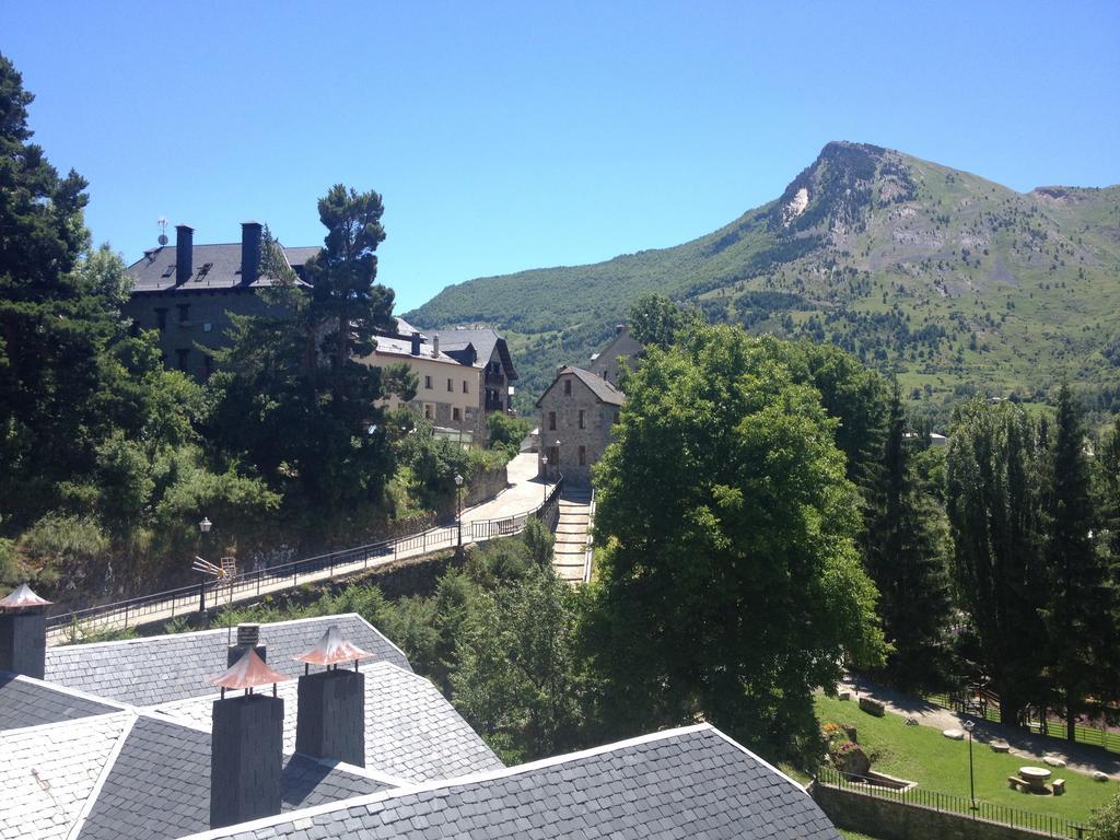 Hostal Centro Sallent de Gállego Exteriér fotografie